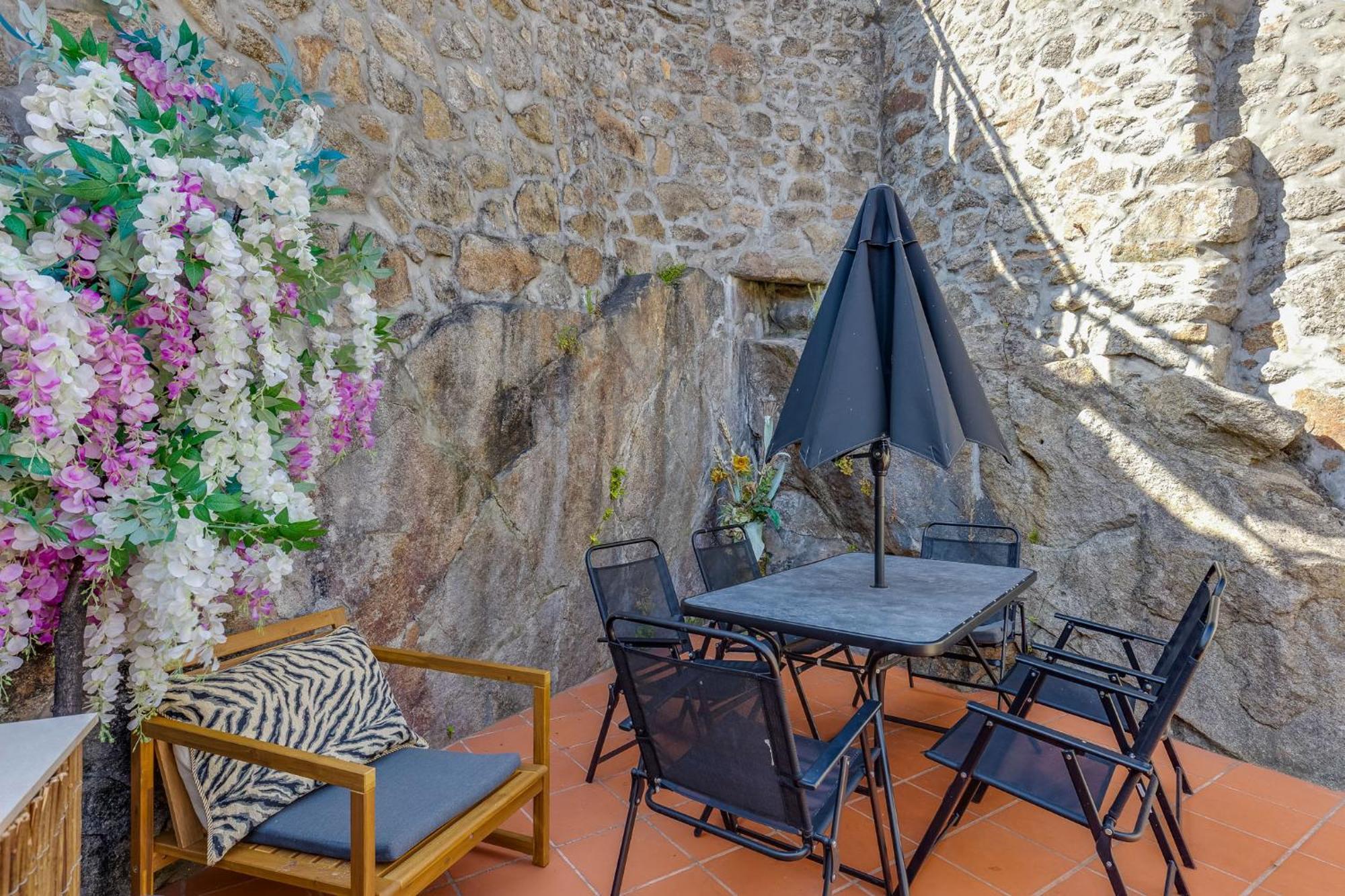 Cozy Nest Hostel Порту Экстерьер фото