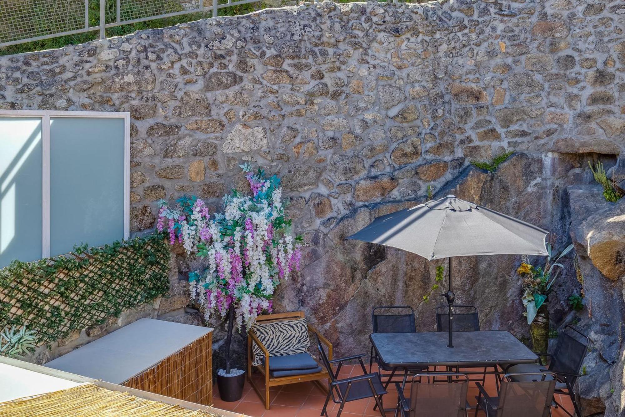 Cozy Nest Hostel Порту Экстерьер фото