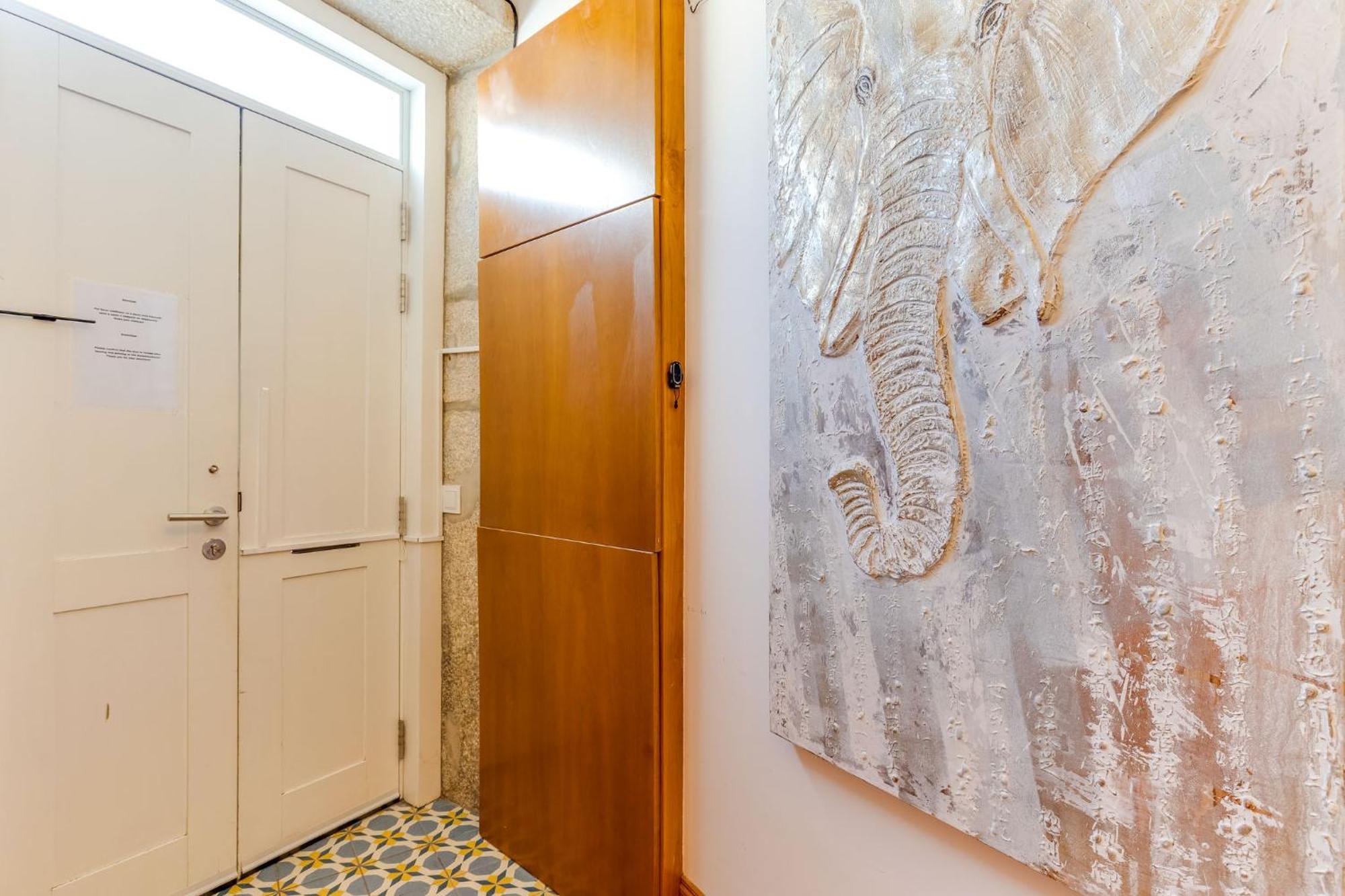 Cozy Nest Hostel Порту Экстерьер фото